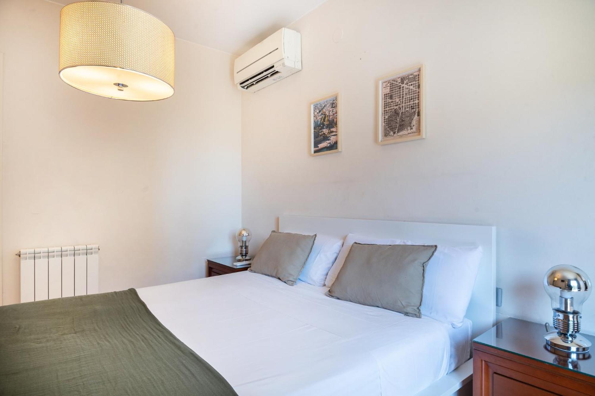 Apartamento R&B Muntaner Barcelona Exterior foto